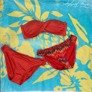 Bikini Top and Two matching Bottoms